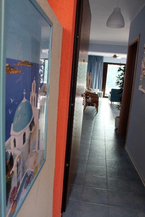 Light Blue House Apartment Letojanni Bagian luar foto