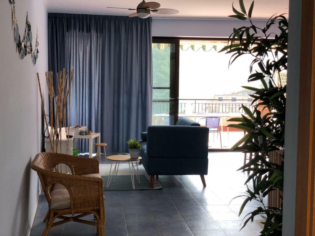 Light Blue House Apartment Letojanni Bagian luar foto