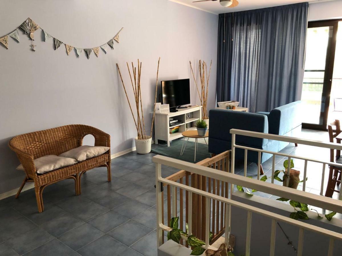 Light Blue House Apartment Letojanni Bagian luar foto